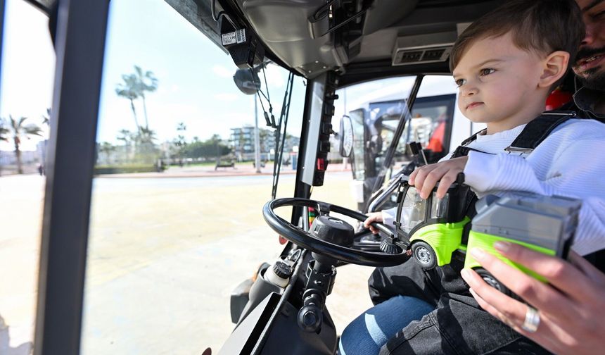 3 yaşındaki Ayaz'ın hayalini gerçekleştirdi