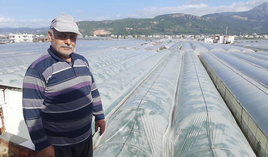 Antalya'da sağanak hayatı olumsuz etkiledi (3)