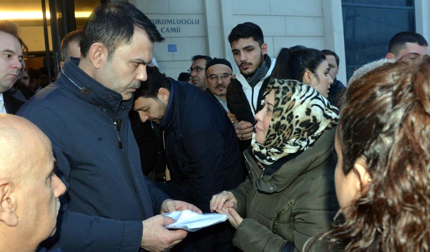 Bakan Kurum: 11 ilimizi ayağa kaldırabilmek için gece gündüz çalışıyoruz