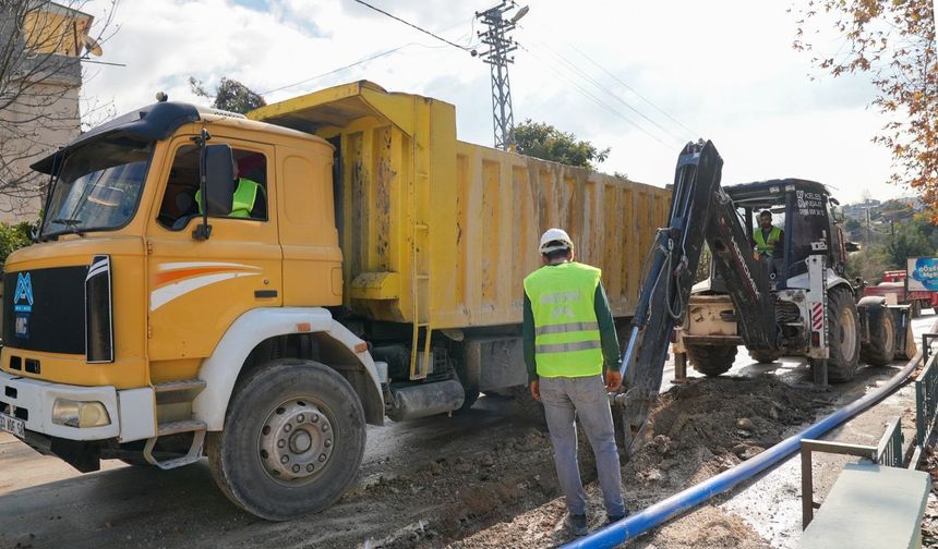 Erdemli'de içme suyu hatları yenilendi