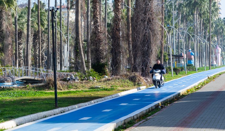 Mersin sahili 20 kamera ile anlık olarak izleniyor