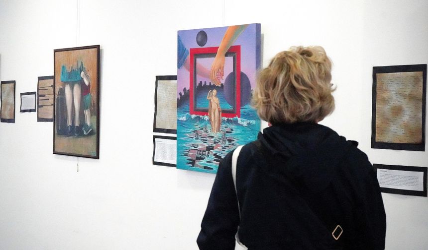 Konukevinden gelen mektuplar tuvale yansıdı