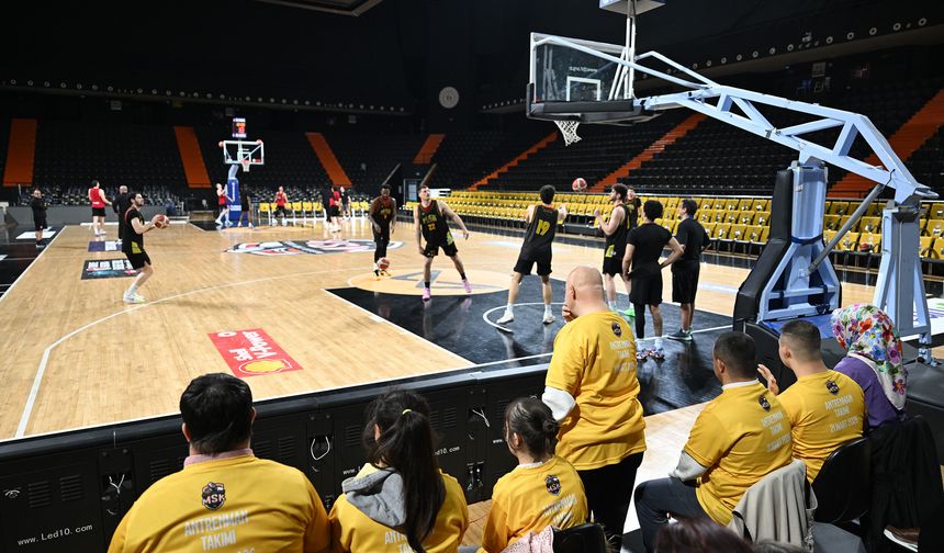 Mersin'de Down sendromlu çocuklar, MSK ile buluştu