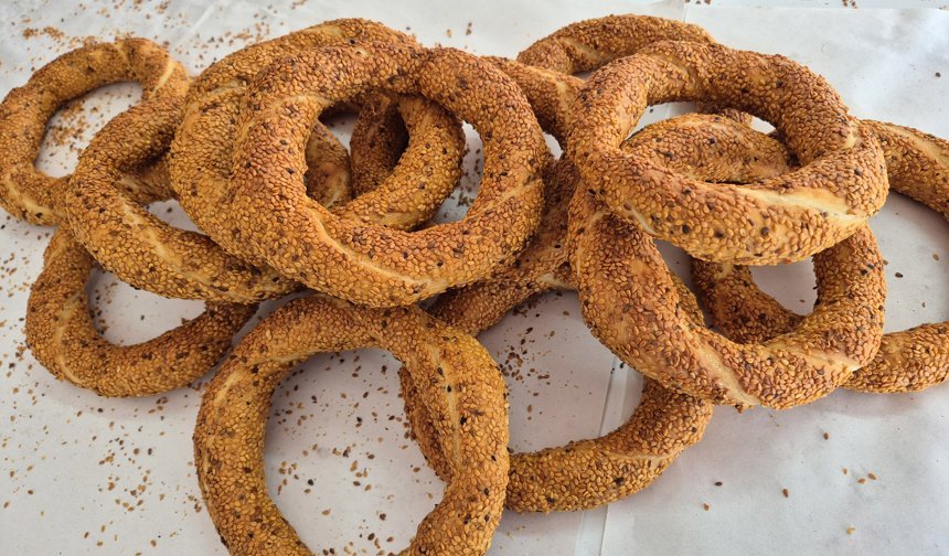 3 çocuk annesi Gamze, baba mesleği fırıncılığı sürdürüyor
