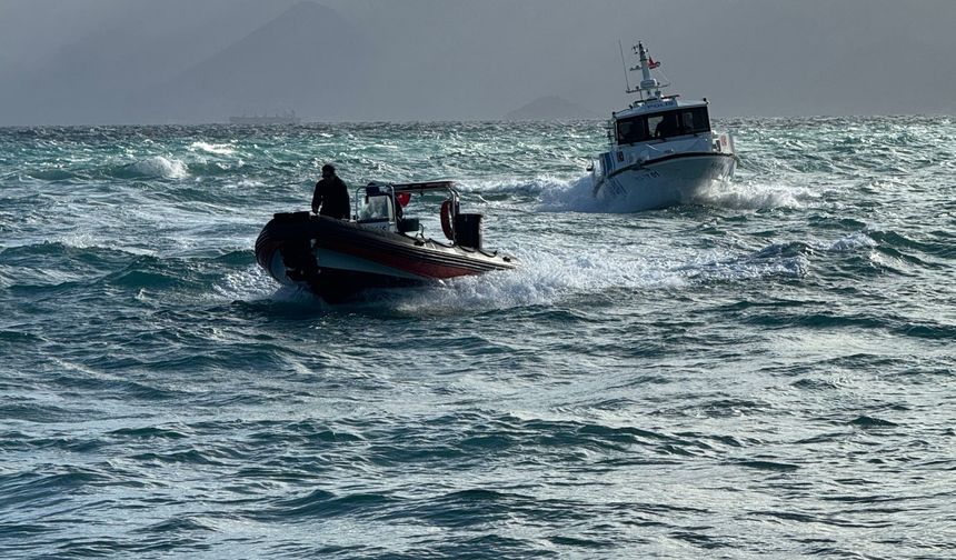 Deniz manzarası izlerken dalga ile açığa sürüklendiler; 2 kardeş kurtuldu, kuzenleri öldü