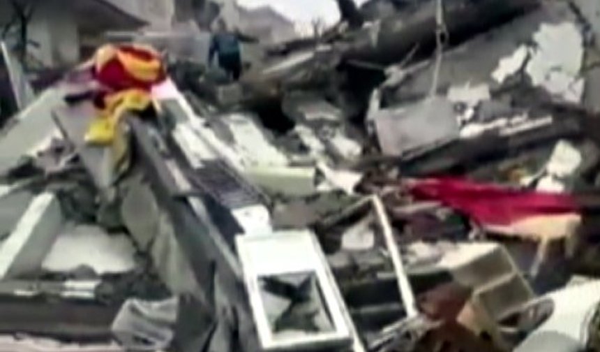 Deprem davasında 'şov' tartışması gerginliğe neden oldu; 1 tahliye