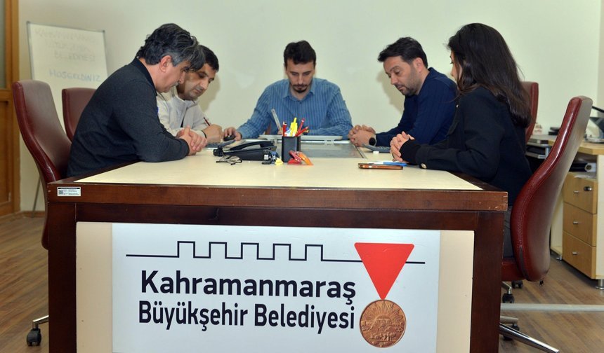 Depremde yıkılan Dostlar Camii'nin yeniden inşası için ihale yapıldı