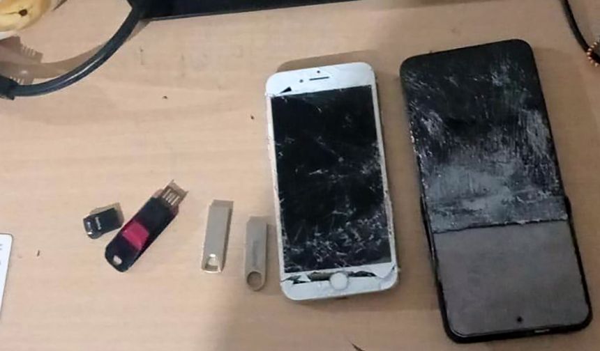 Yatağa bağımlı oğlu için biriktirdiği 1,8 milyon lira değerindeki altınları alıp, dolandırdılar