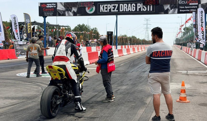 Kepez'de motodrag heyecanı