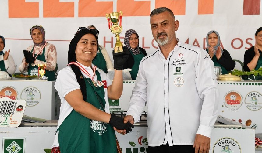 Osmaniye'de yöresel yemek yarışmasında dereceye girenlere ödül