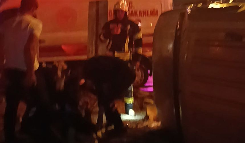 Otomobiller çarpıştı: 1 ölü, 5 yaralı