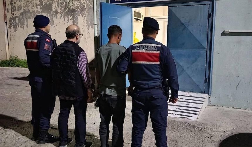Yaşlı çiftin 10 milyon lirasını dolandıran 2 şüpheli tutuklandı