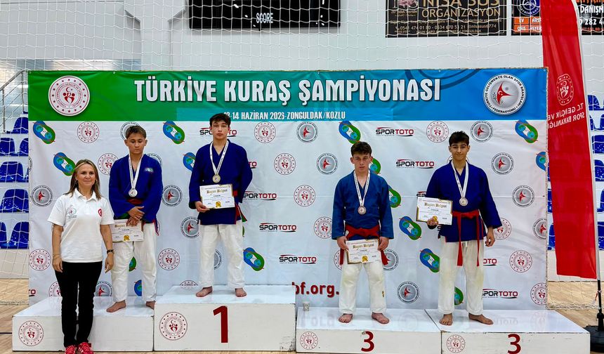 Burdurlu sporculardan 5 madalya