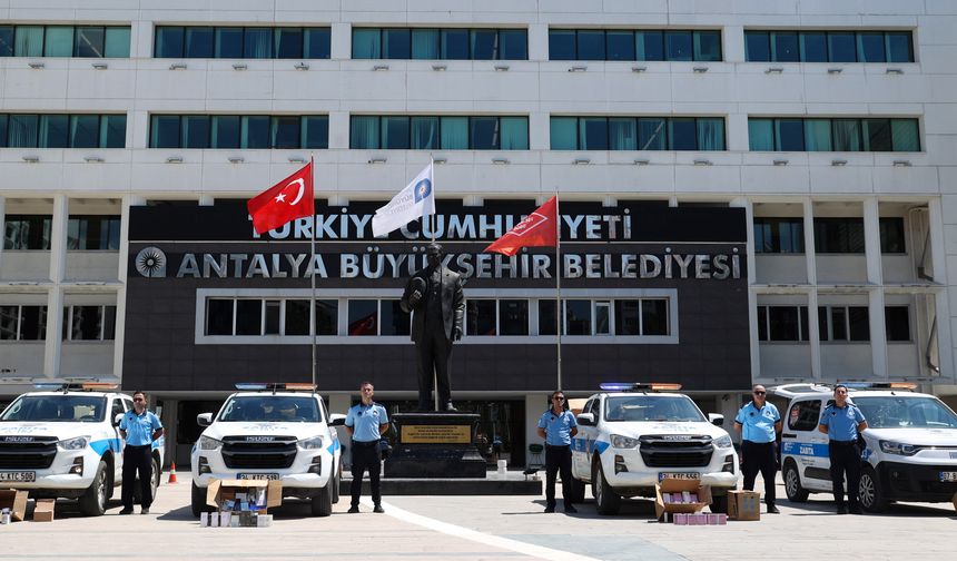 Büyükşehir zabıtasından sahte parfüme geçit yok