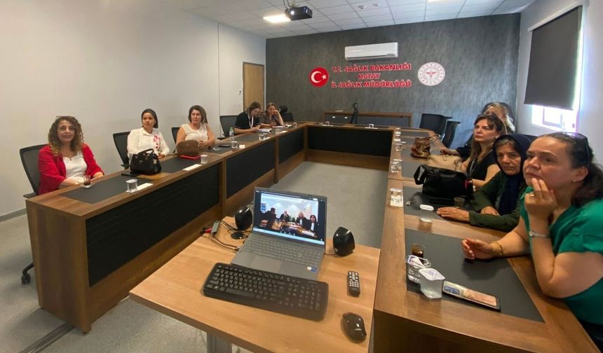 Hatay'da kadın muhtarlara sağlık eğitimi