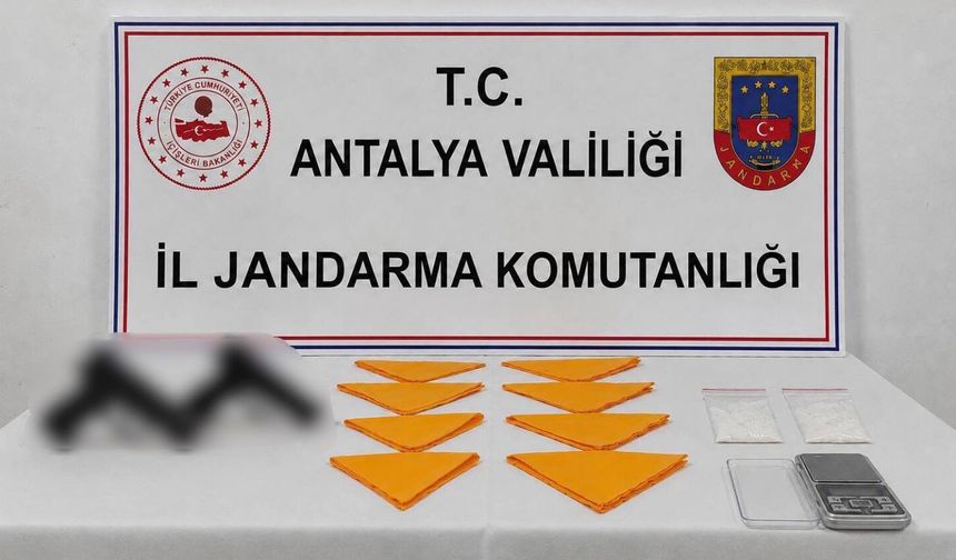 İkameti ve aracında uyuşturucu ele geçirildi