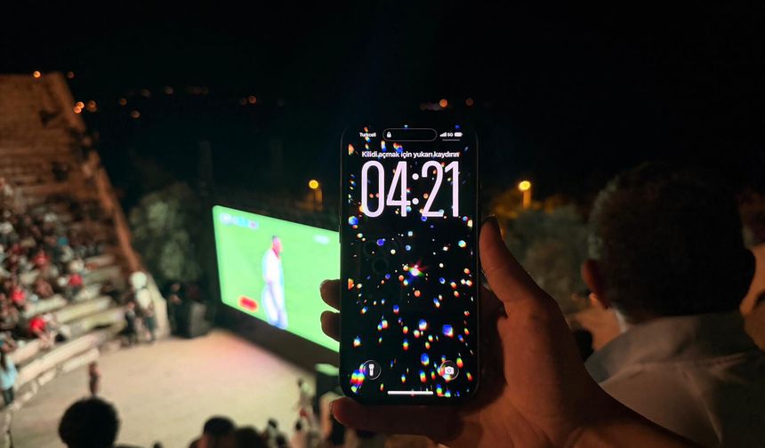 Milli maç Antiphellos Antik Tiyatrosu'nda izlendi / Ek fotoğraflar