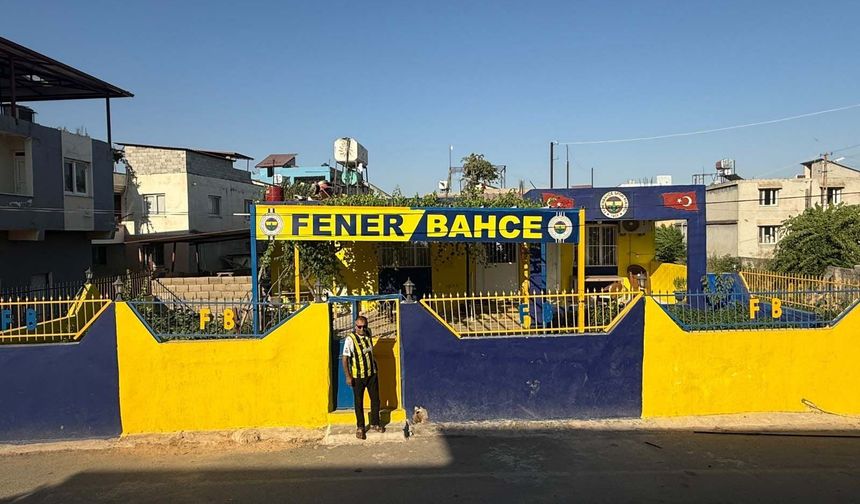 Hataylı depremzede, Fenerbahçe sevgisiyle evini sarı-lacivert renklere boyattı