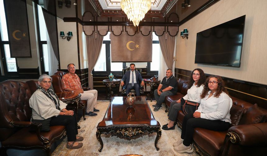 Vali Masatlı, kazı ekibini ağırladı