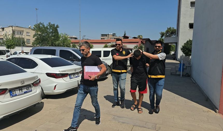 Biri hırsızlık yaptı, diğeri sürücüyü uyardı; 2 kuzen tutuklandı