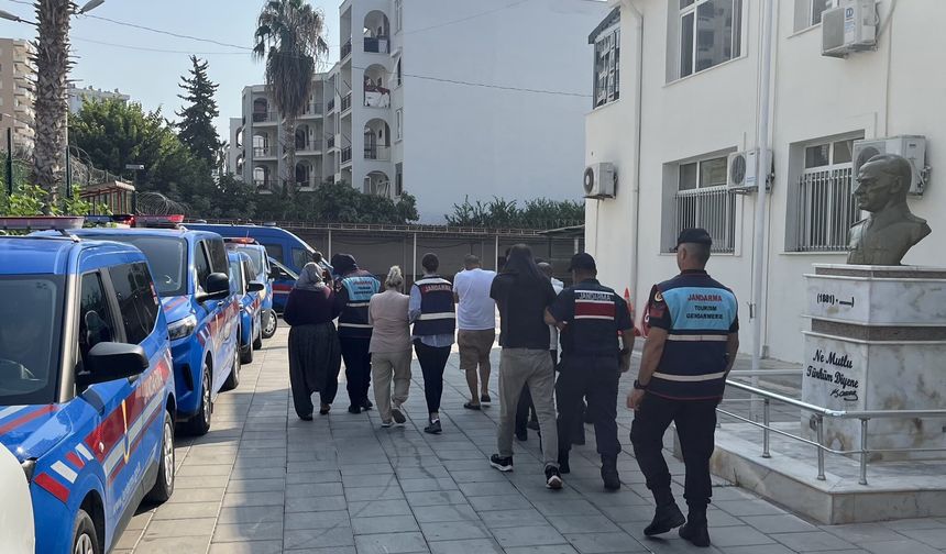 Erdemli'de fuhuş ve insan ticareti operasyonu: 6 şüpheli tutuklandı