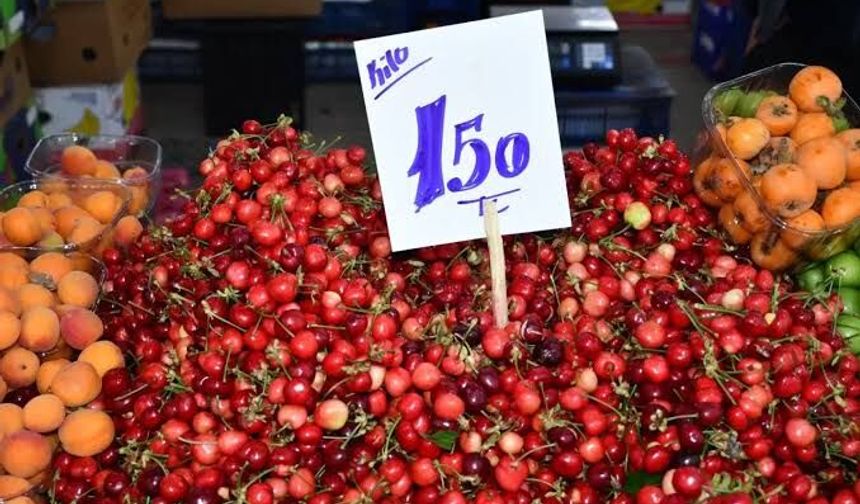Mersin’de aynı kiraz iki farklı fiyatla satılıyor: Aradaki fark 100 liraya ulaşıyor