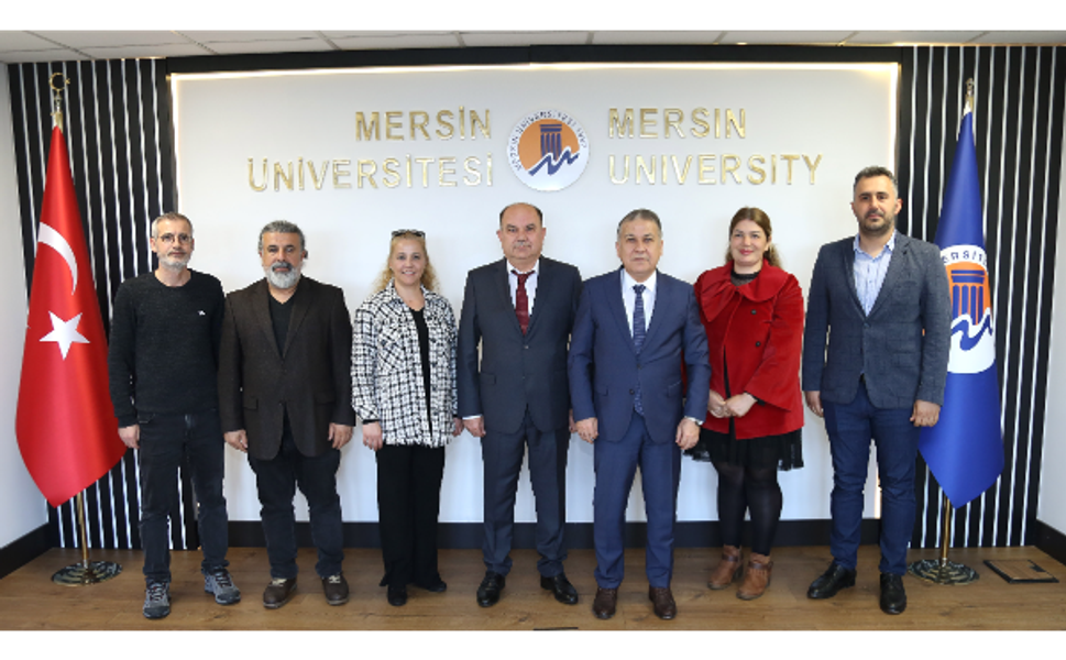 Prof. Dr. Erol Yaşar Mezunu Olduğu Lisede Öğrencilerle Buluştu