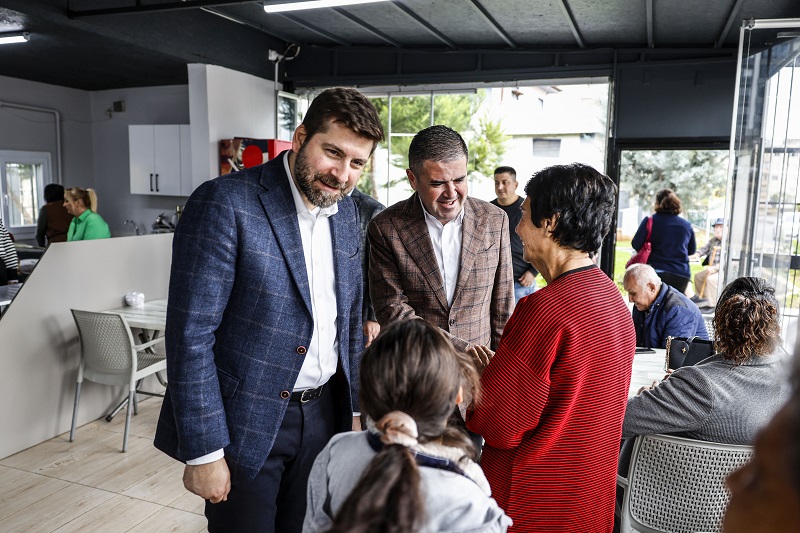 Başkan Tuncer’i̇n Hayata Geçi̇rdi̇ği̇ Sosyal Alanlar Yoğun İlgi̇ Görüyor (8)