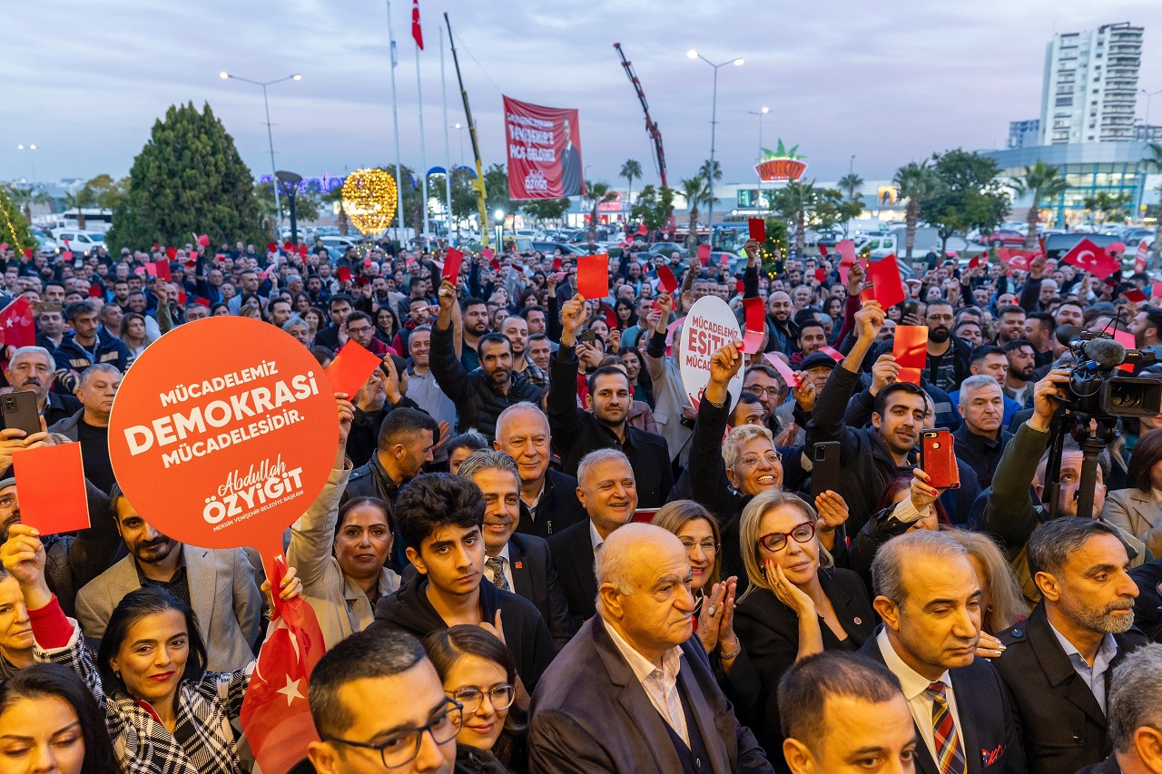 Chp Genel Başkanı Özgür Özel, Başkan Abdullah Özyiğit’i Ziyaret Etti (4)