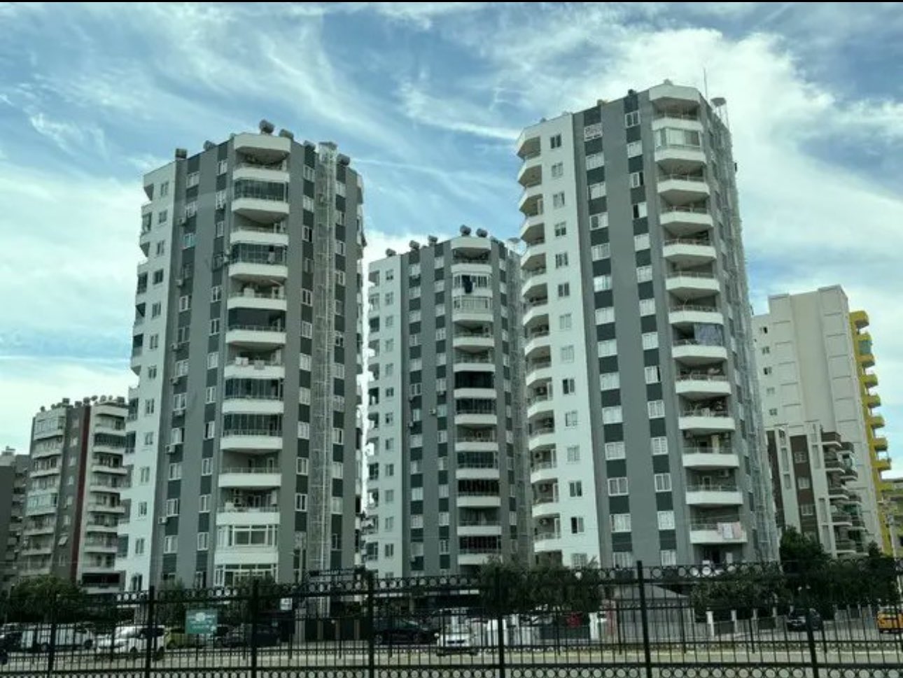 G Y Txxx S Xg A E8 W M R