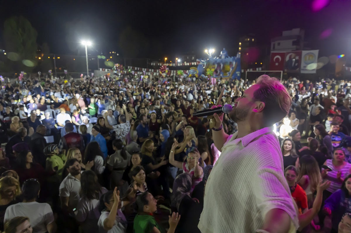 Mezi̇tli̇’de 6. Örtüalti Üzüm Festi̇vali̇ Coşkuyla Kutlandi[1] (11)