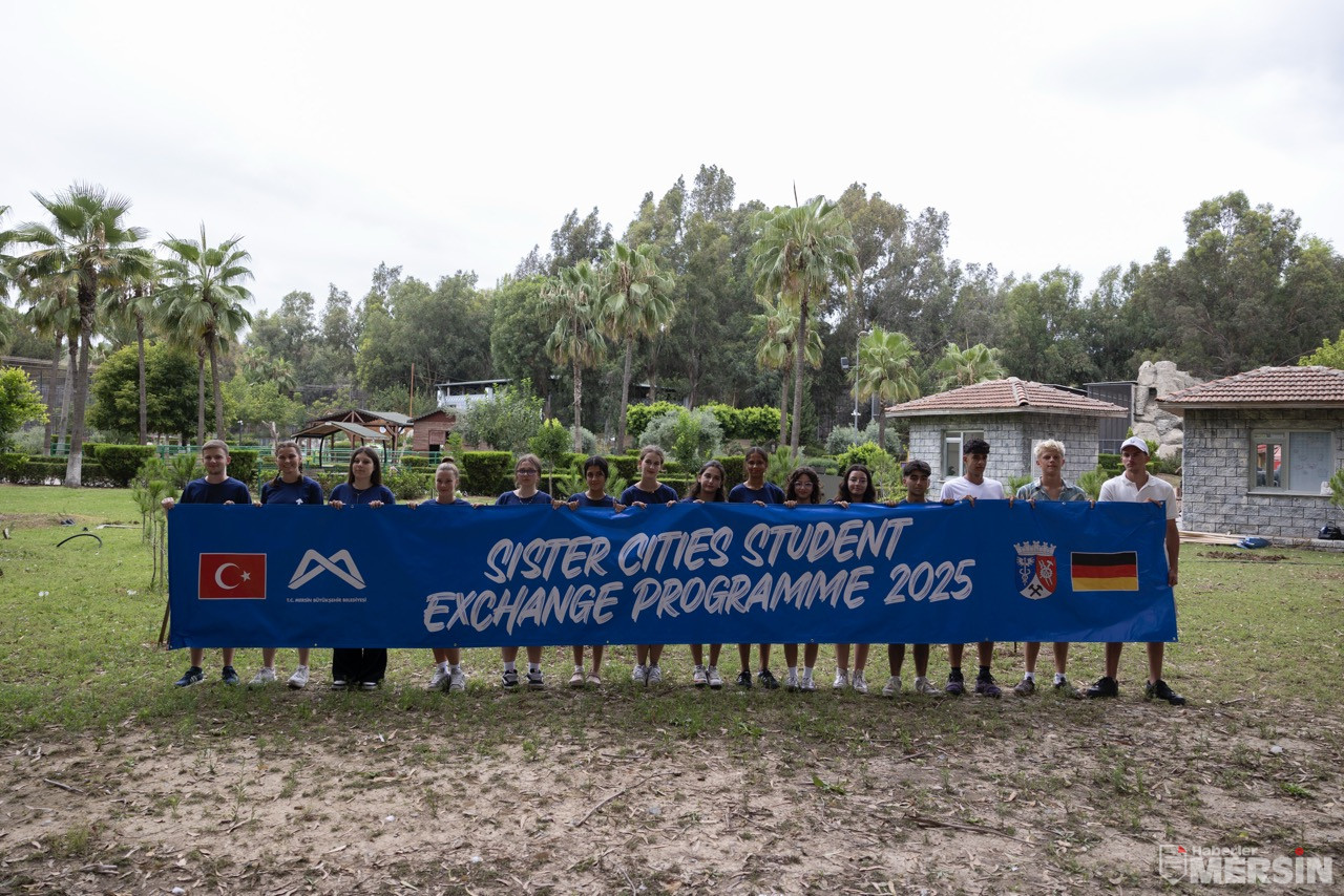 Büyük Almanya’dan Gelen Öğrenci̇ler Mersi̇nli̇ Öğrenci̇lerle Buluştu (15)