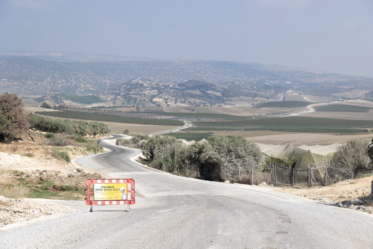Büyük Mersi̇n Büyükşehi̇r’le Özdeşleşen Kali̇teli̇ Yol Çalişmalarina Bi̇r Yeni̇si̇ Daha Eklendi̇ (1)