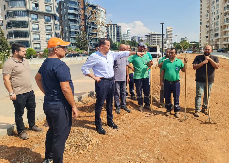 Başkan Abdullah Özyiğit Iki Mahallede Çalışmaları Yerinde Inceledi (2)