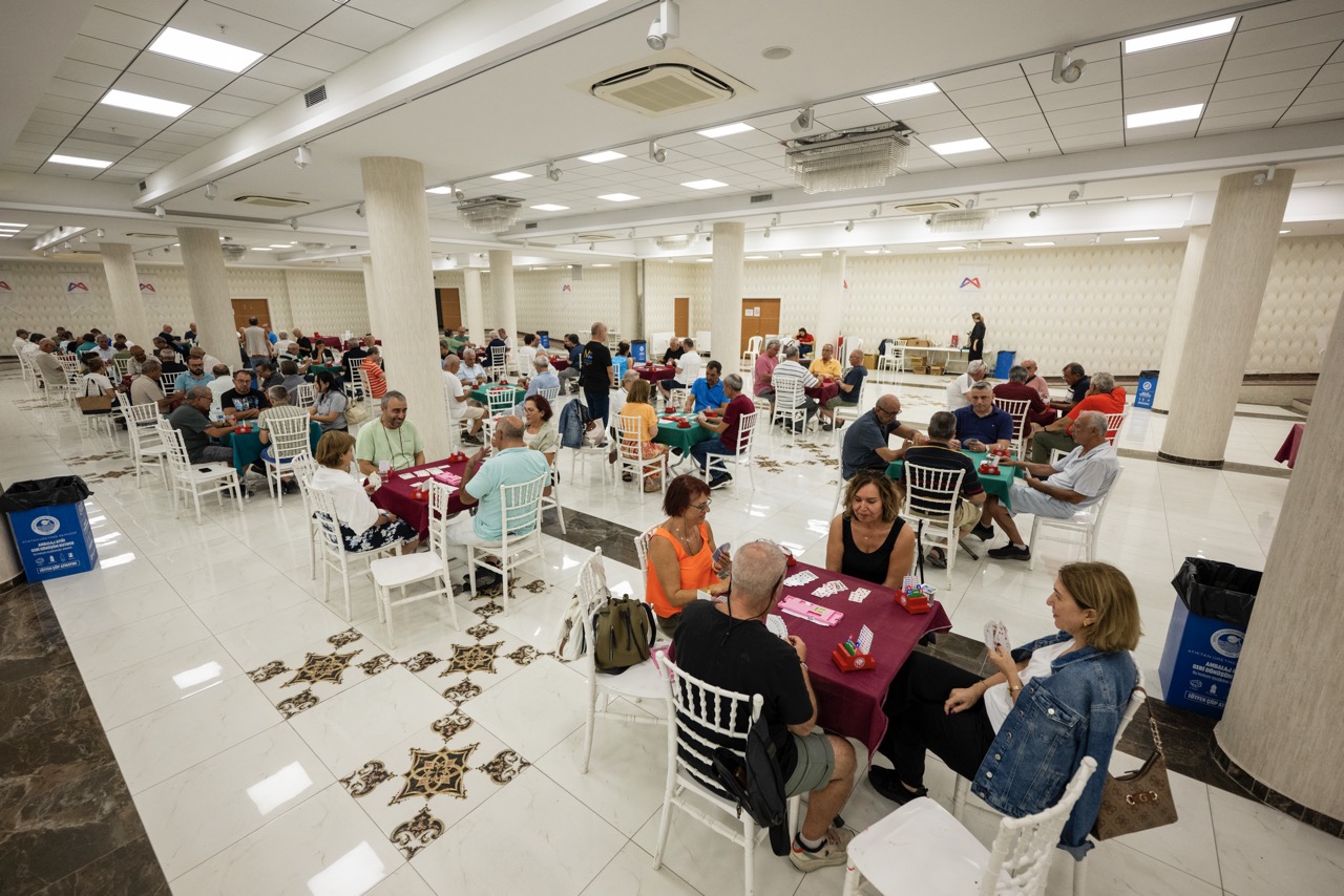 Büyük Büyükşehi̇r Beledi̇yesi̇’ni̇n Düzenledi̇ği̇ ‘Uluslararasi Mersi̇n Bri̇ç Festi̇vali̇’ Başladi (1)