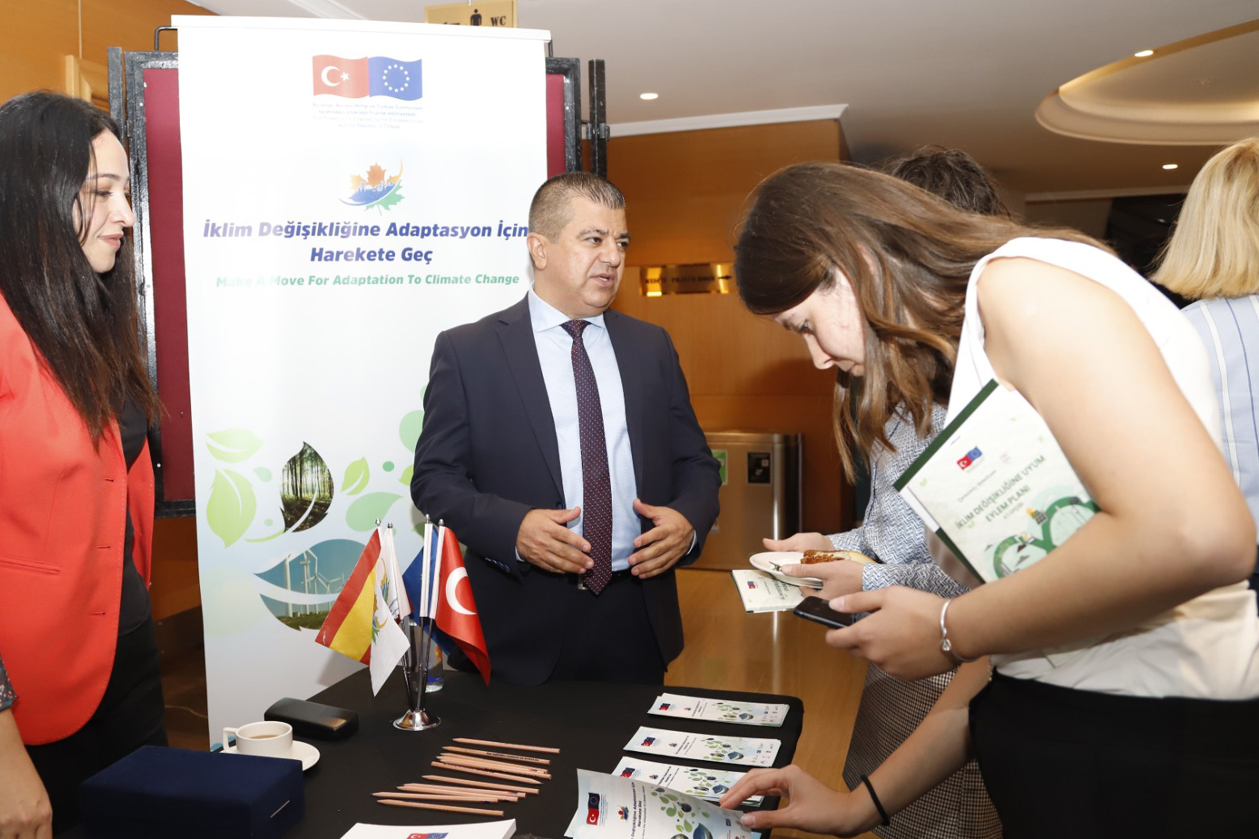 Büyükşehi̇r’i̇n İkli̇m Projesi̇ ‘Başarili Uygulamalar’ Arasinda (2)