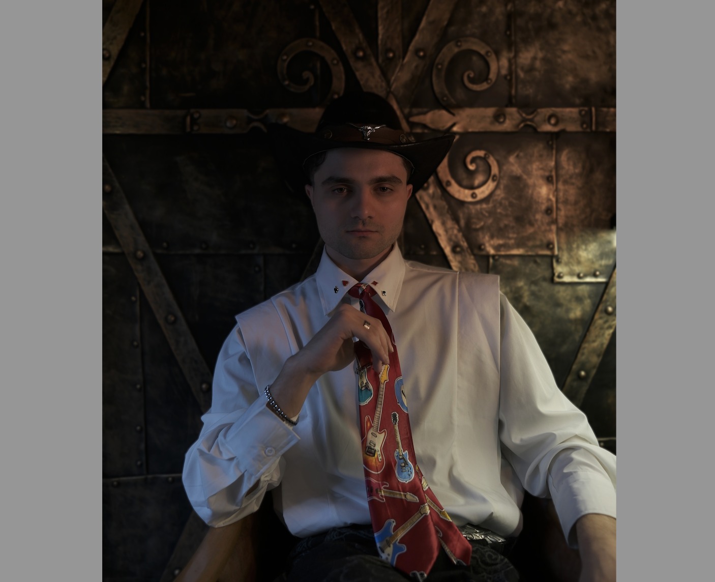 2481Cf9C 032A 437B A45E Def7F2B66964