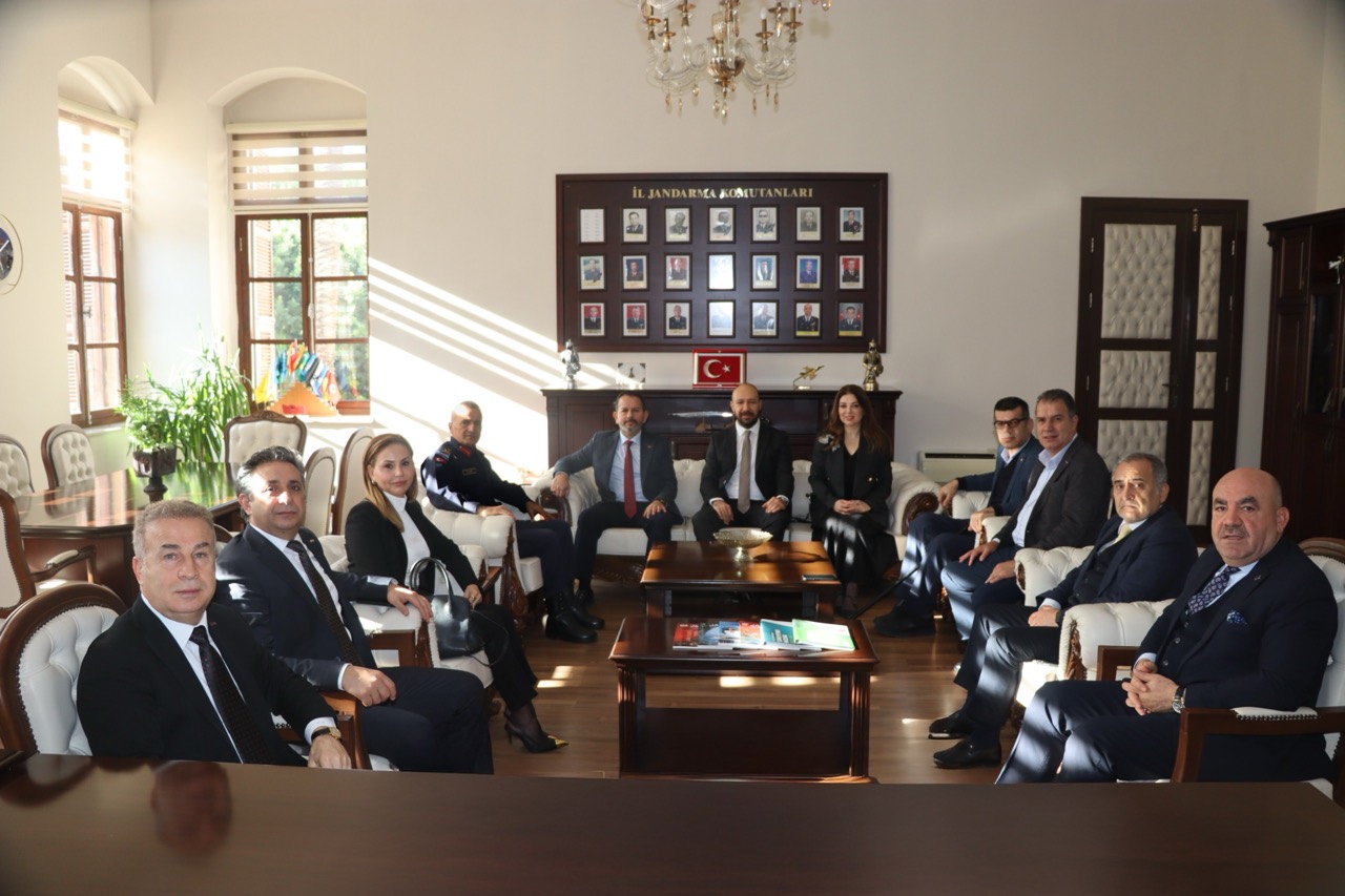 Büyük D6B95652 Bdc0 4290 8Da0 Df42346E9Bbb