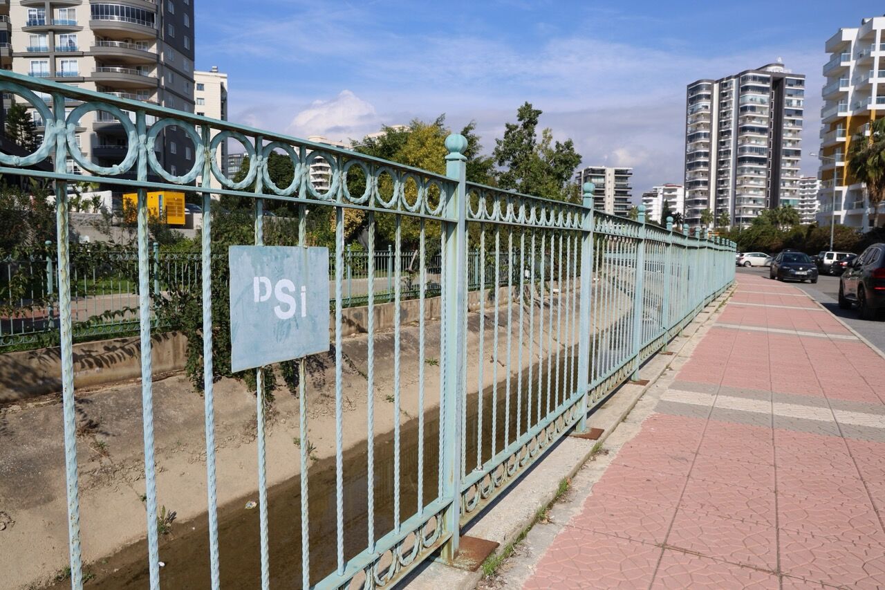 Büyük Yenişehir İlçesi Sulama Kanalı Çevresi (1)