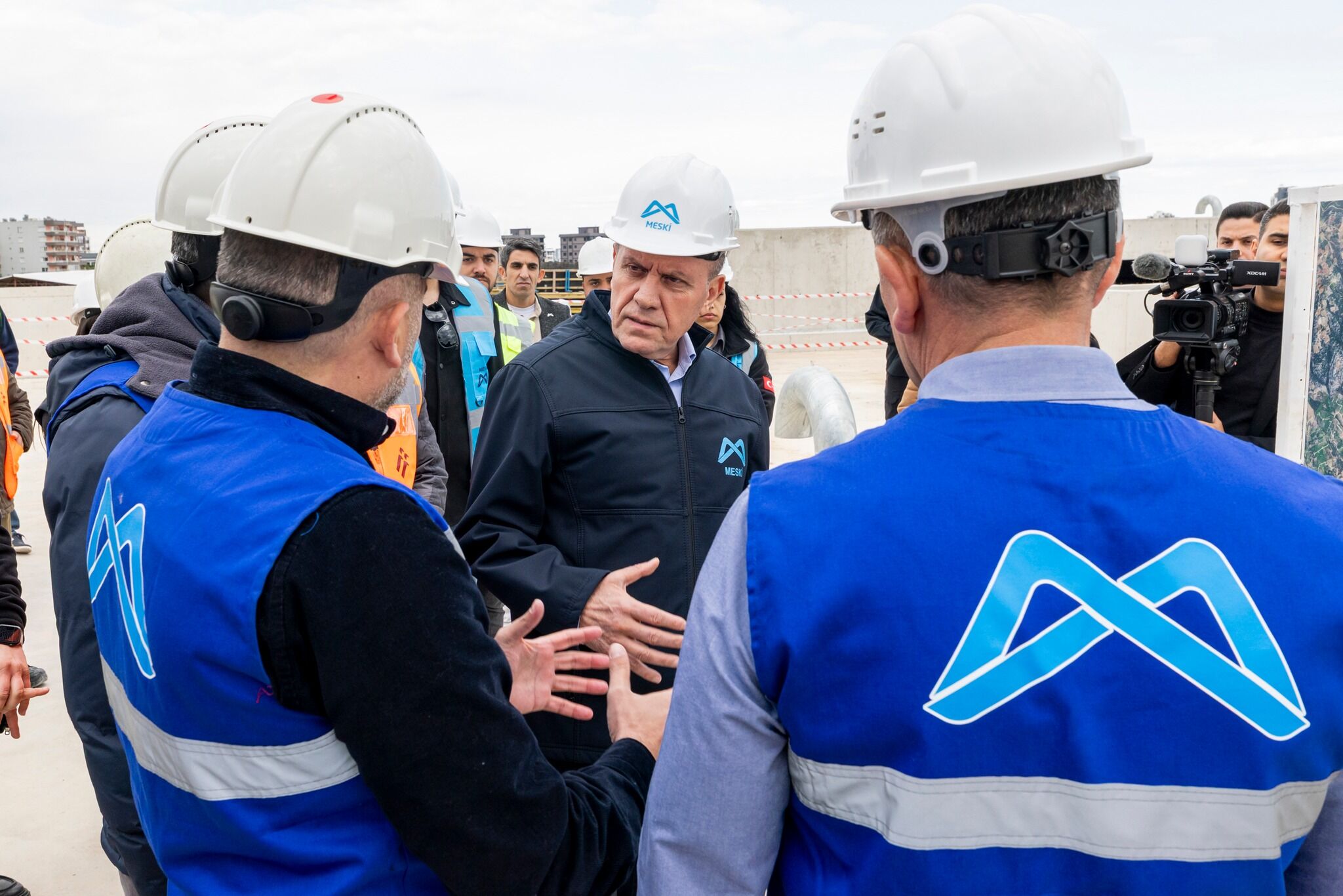 645441441 1532923592166393 1264528253248997584 N