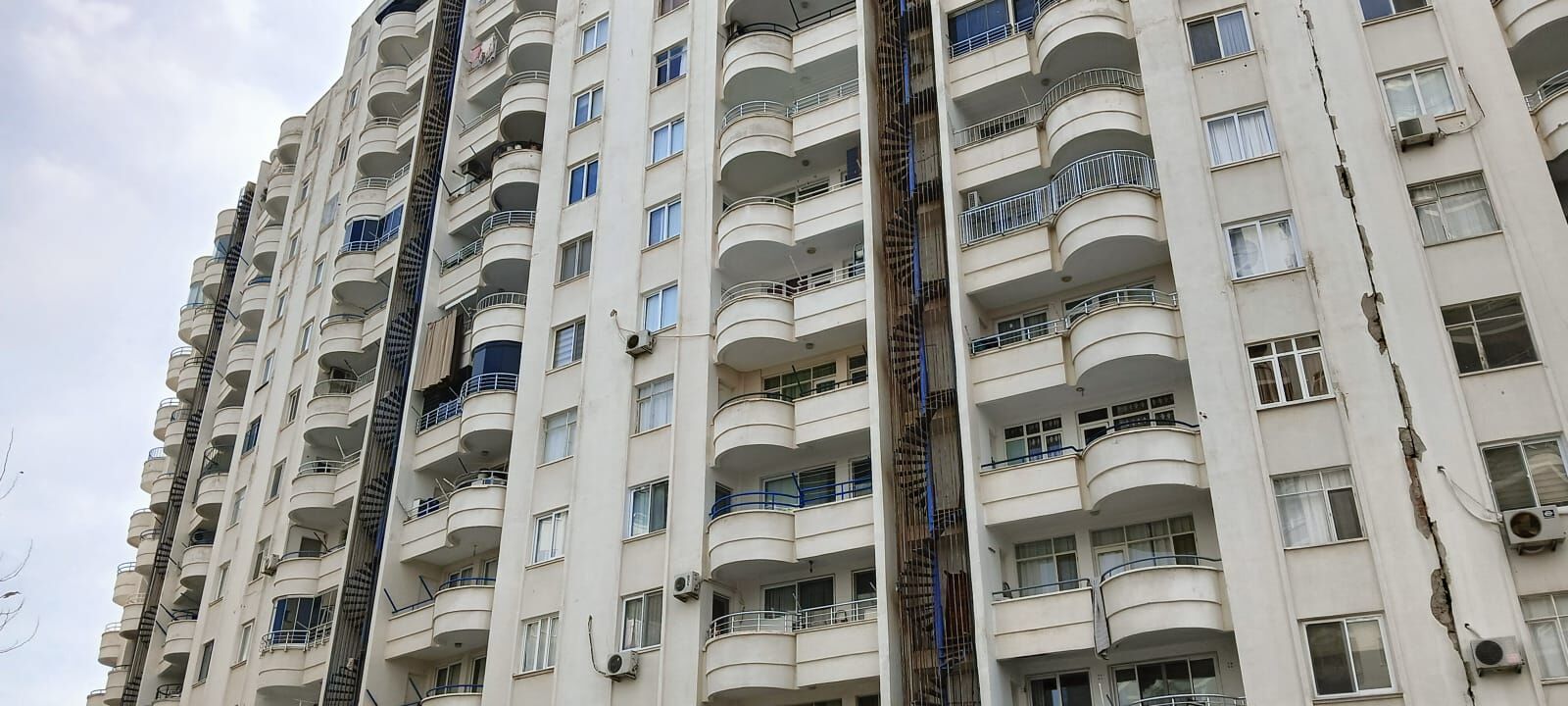 Zafer Konutları’nda yeni tartışma: Elektrik iddialarına yönetimden yanıt